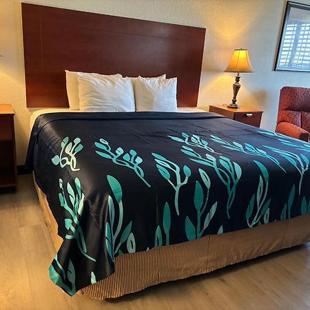 Hotel Bien Venido Pearsall Ngoại thất bức ảnh