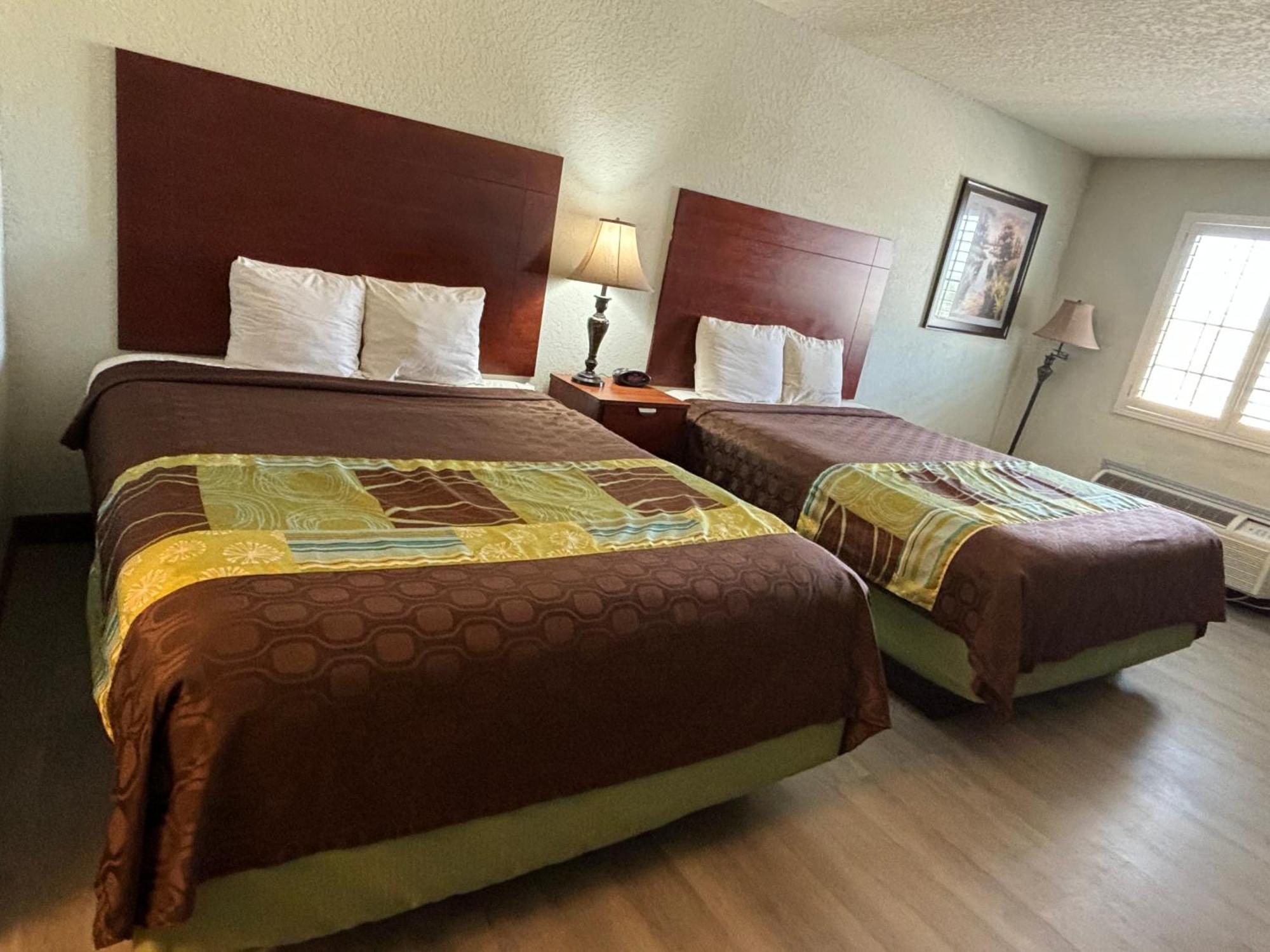 Hotel Bien Venido Pearsall Ngoại thất bức ảnh